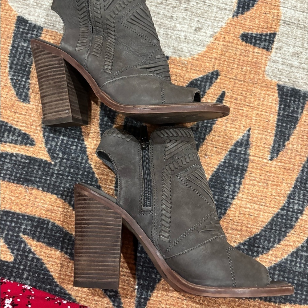 Vince Camuto Olive Peep-Toe Ankle Booties - Picture 3 of 5